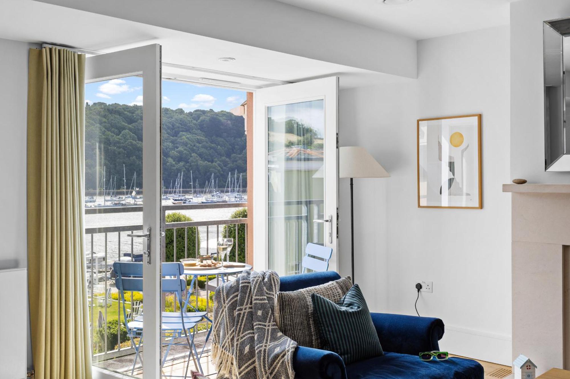 Dart Marina - Luxury Apartment On Marina ดาร์ตมัธ ภายนอก รูปภาพ